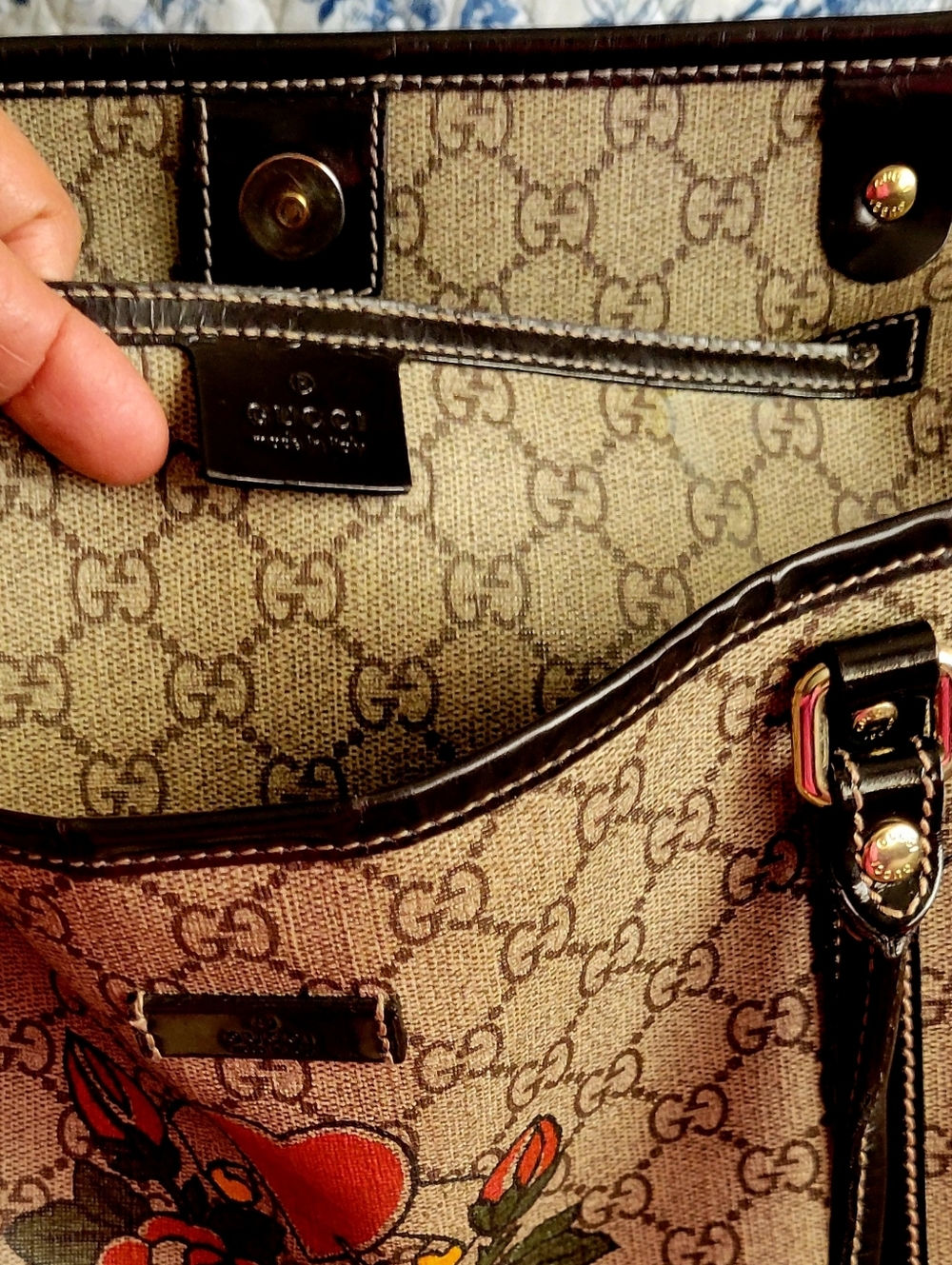 GUCCI GG Supreme Medium Joy Tote Tattoo Rose Hearts collection Authentic! - Picture 6 of 16